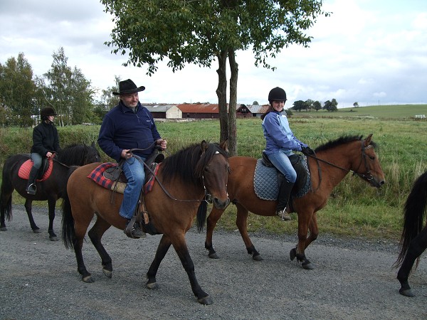 Vcvik jzdy na koni na farm v H. Slavkov II